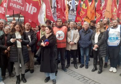 “Hayır! Venezuela’yı halkın kendisi yönetecek”