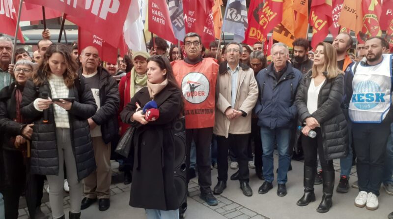 “Hayır! Venezuela’yı halkın kendisi yönetecek”